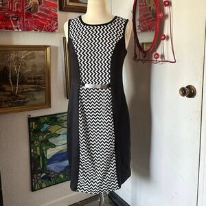 intriguing threads black white zig zag midi dress